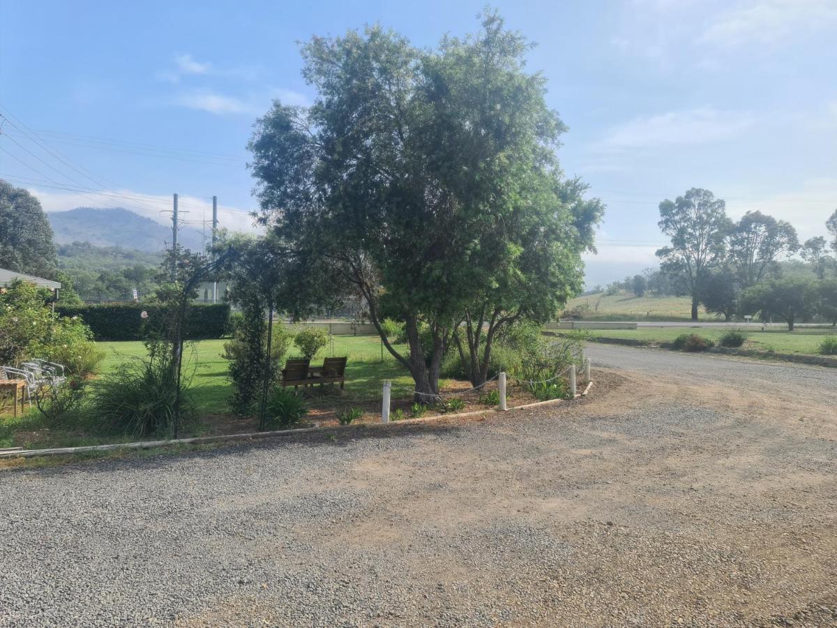 Valley View Motel Murrurundi Dış mekan fotoğraf